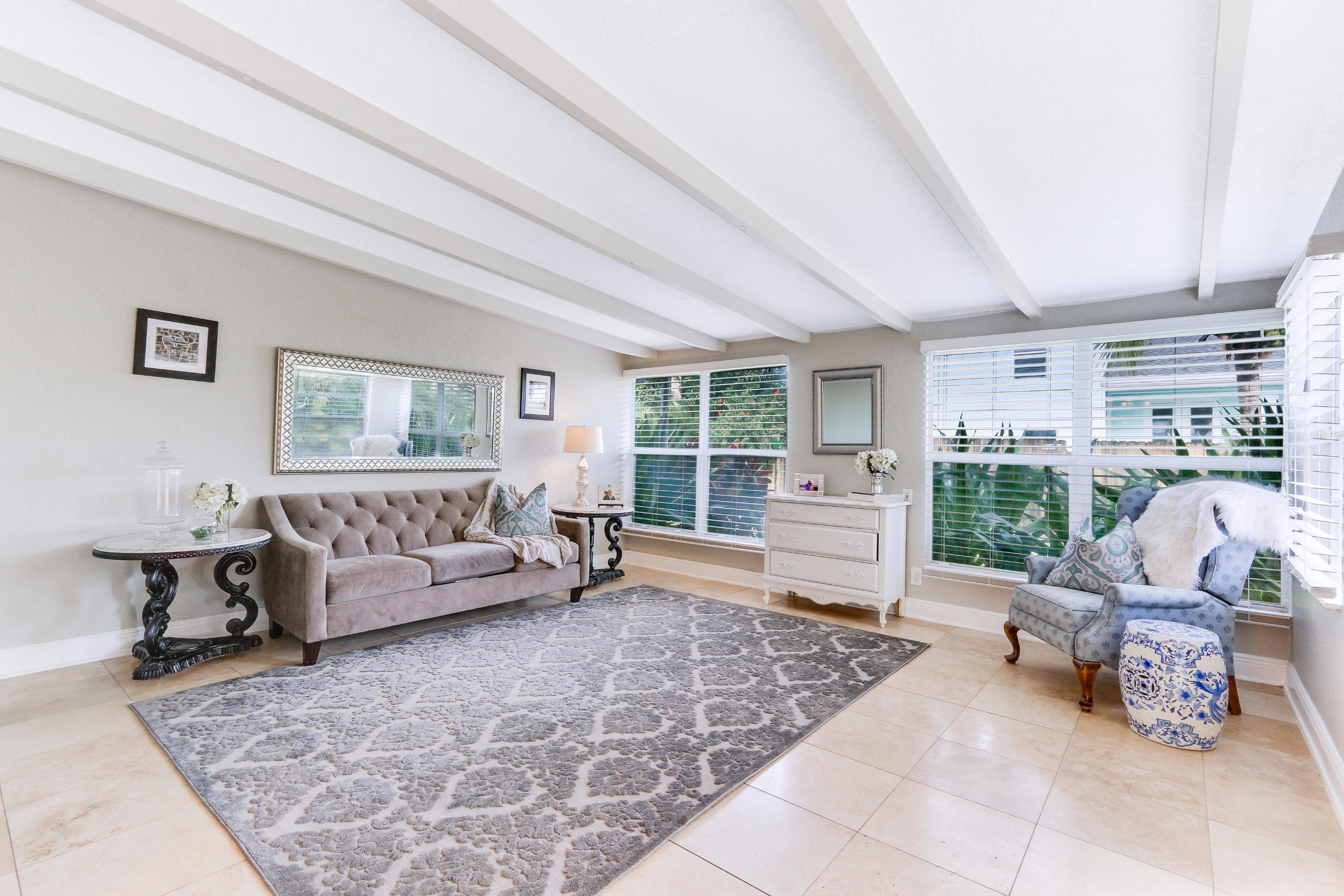 421 Gulf Road North Palm Beach, FL 33408 - Photo 4 of 22 421 Gulf Rd North Palm Beach-print-006-1