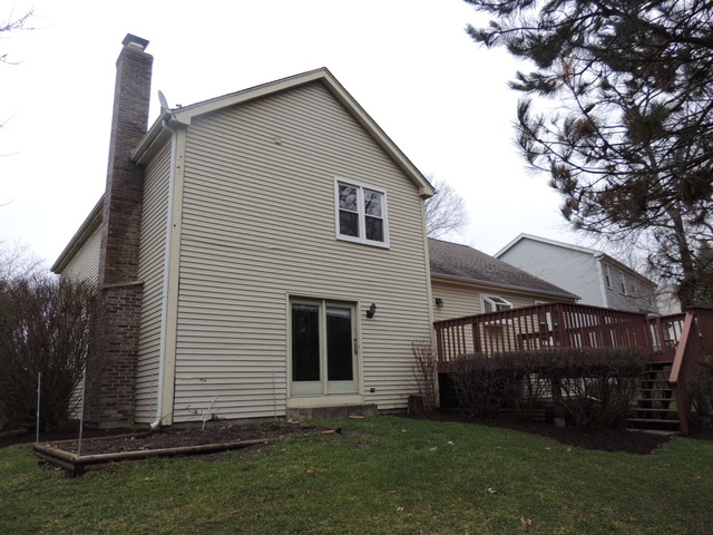 262 Foxmoor Road Fox River Grove, IL 60021 - Photo 3 of 15