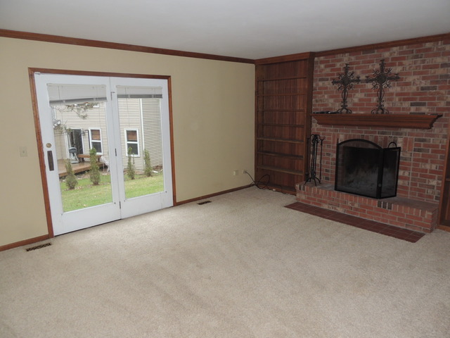 262 Foxmoor Road Fox River Grove, IL 60021 - Photo 6 of 15
