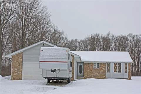 6271 Chicago Road Flushing, MI 48433 - Photo 1 of 17 20394121.JPG