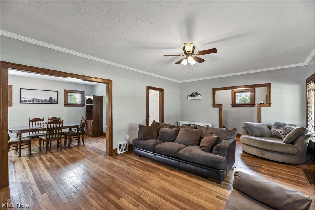 7636 York Road Parma, OH 44130 - Photo 12 of 47 Gallery Image 12