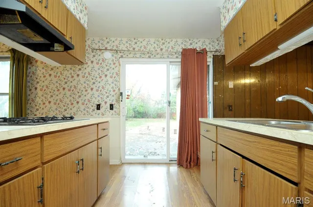 $279,900 | 4753 Titan Court, St. Louis, MO 63128