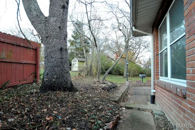 $279,900 | 4753 Titan Court, St. Louis, MO 63128