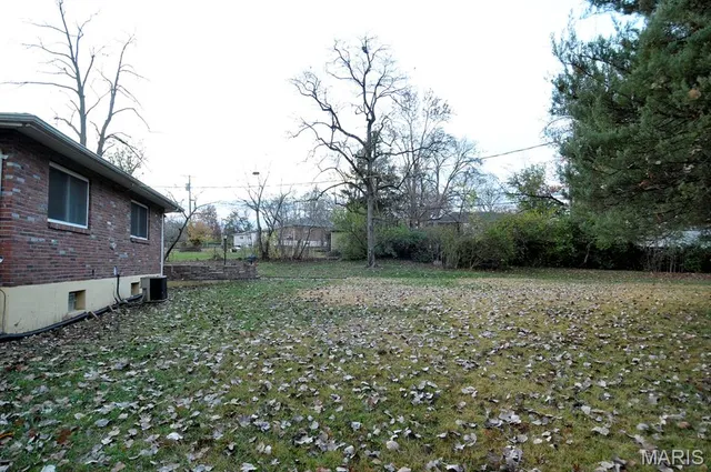 $279,900 | 4753 Titan Court, St. Louis, MO 63128