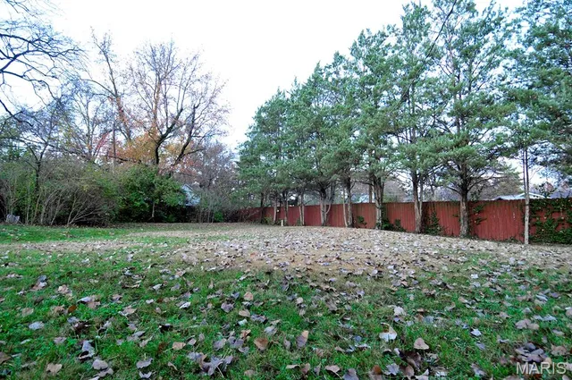 $279,900 | 4753 Titan Court, St. Louis, MO 63128