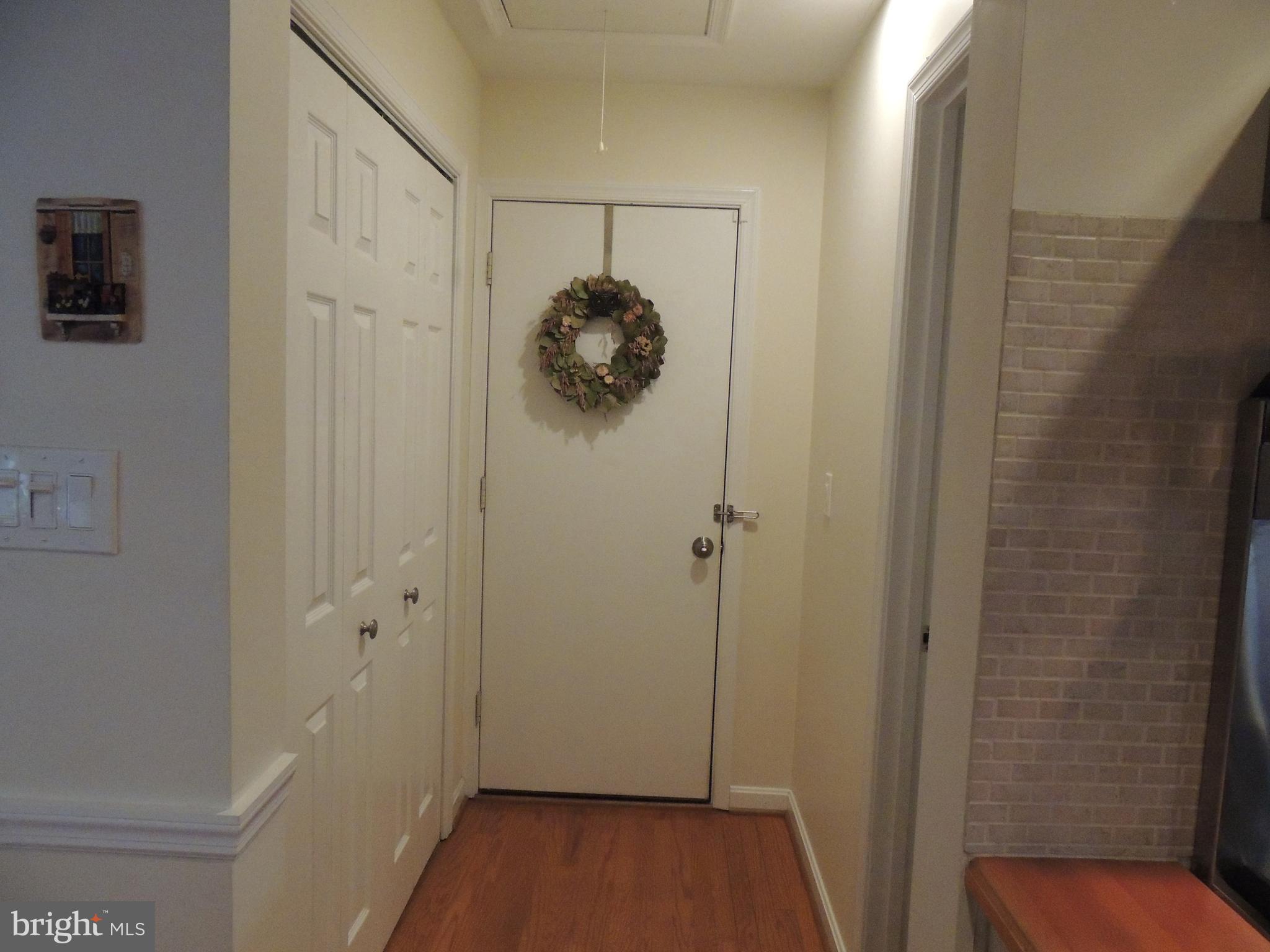 9001 Streamview Lane Vienna, VA 22182 - Photo 2 of 40