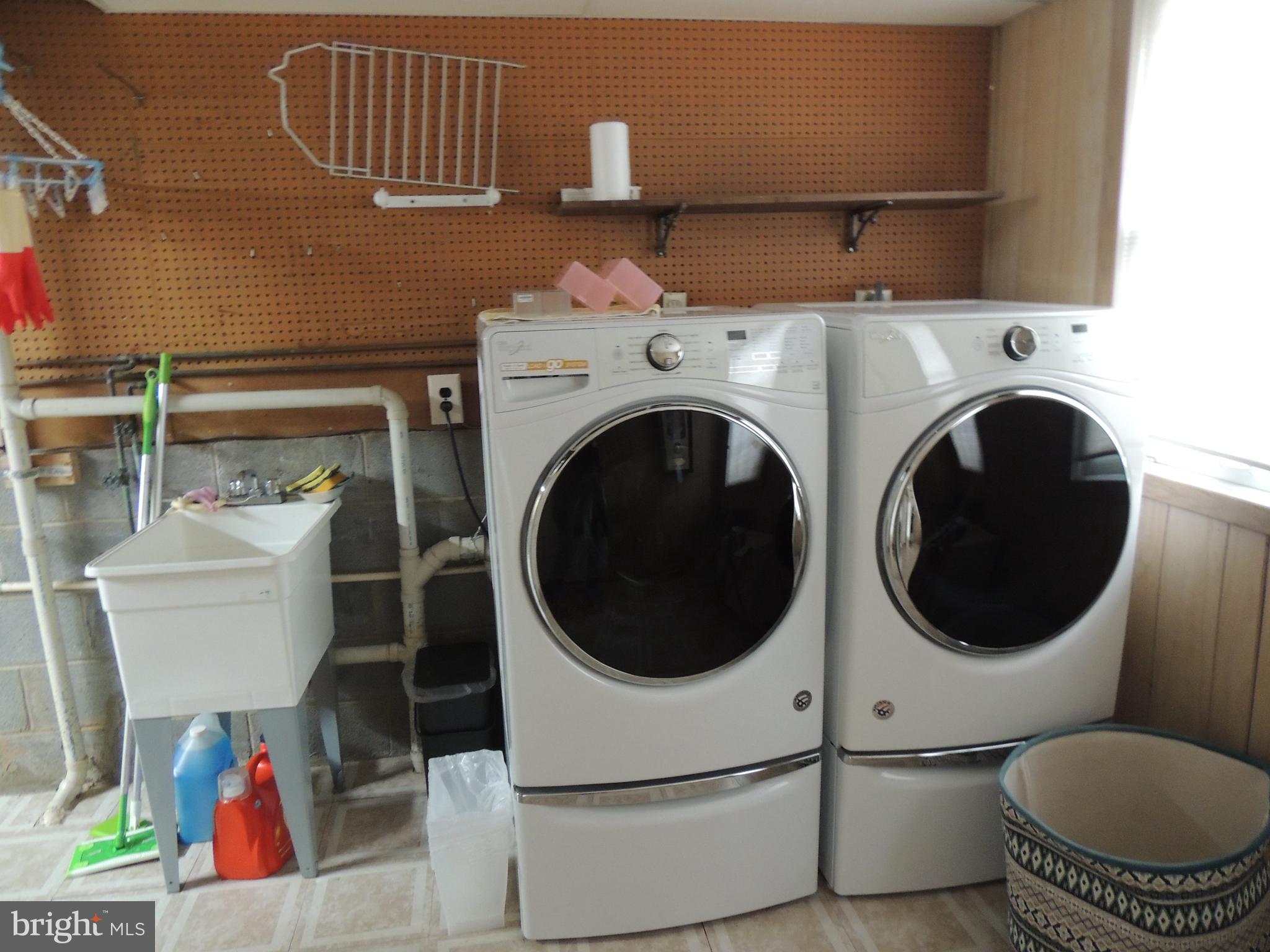 9001 Streamview Lane Vienna, VA 22182 - Photo 34 of 40