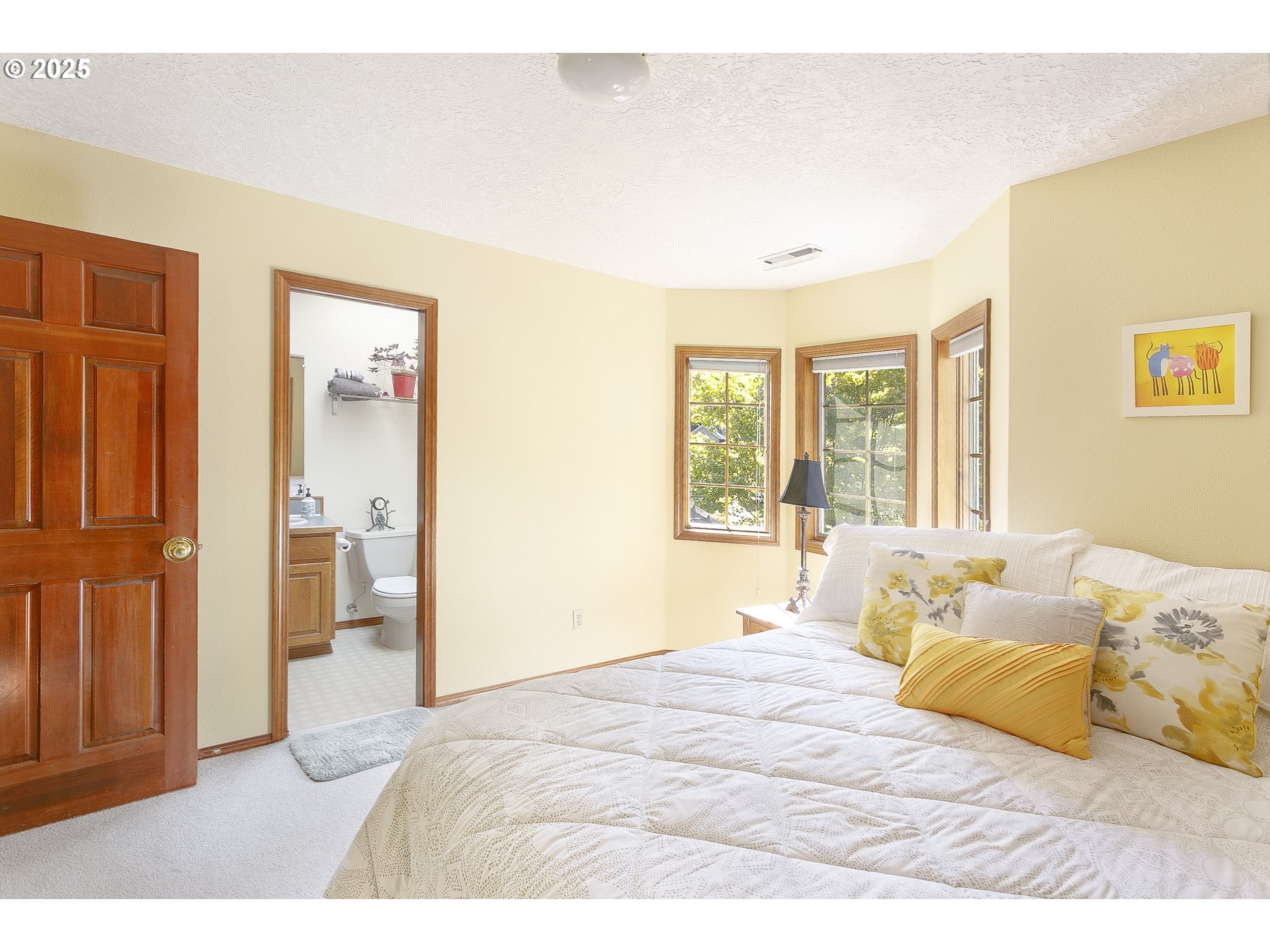 5400 Southeast Chase Road Gresham, OR 97080 - Photo 22 of 47 a bedroom with a bed and a window