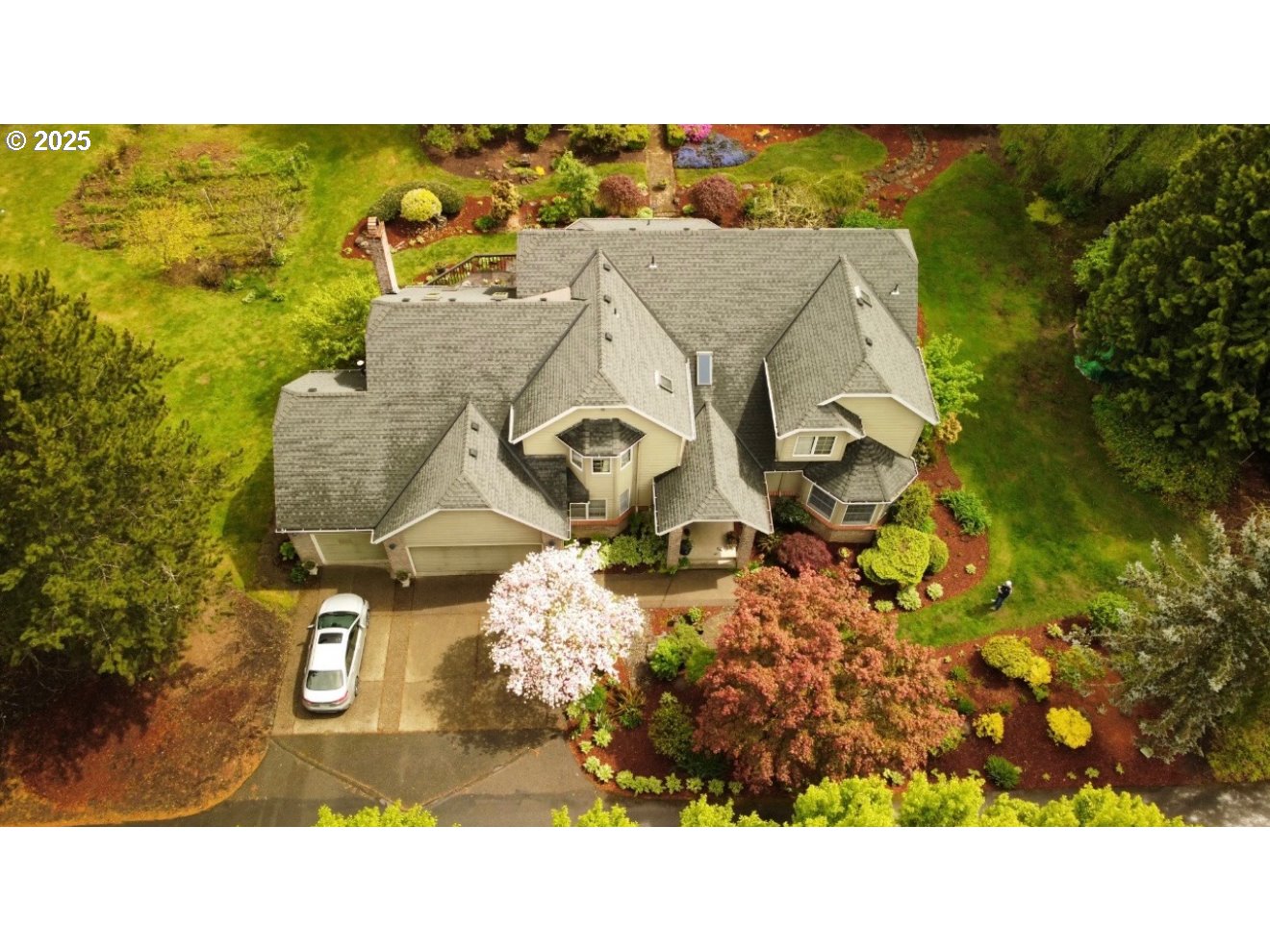 5400 Southeast Chase Road Gresham, OR 97080 - Photo 42 of 47 a different pictures of a house