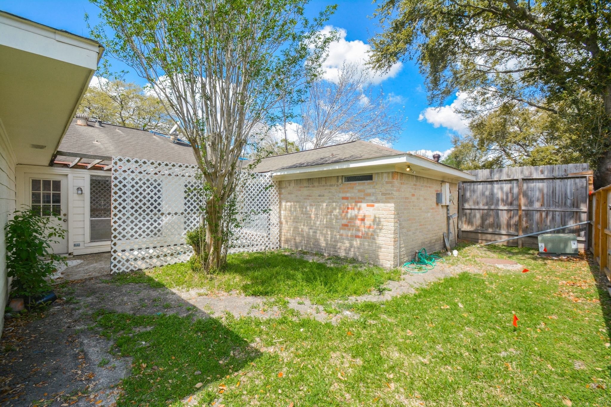 10811 Vickijohn Court Houston, TX 77071 - Photo 20 of 20 Backyard