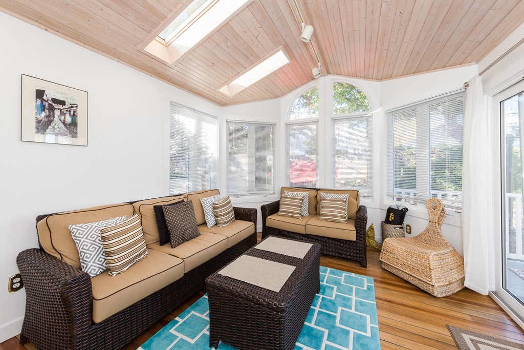 48 Browning Road Arlington, MA 02476 - Photo 8 of 28