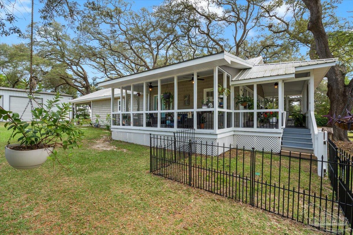 24715 Murphy Lane Elberta, AL 36530 - Photo 8 of 53