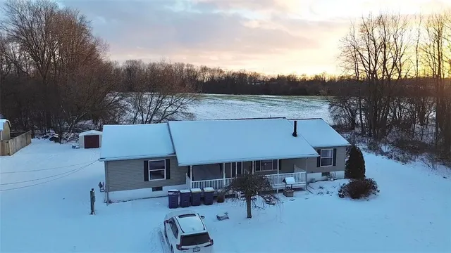 $262,000 | 30 Elmhurst Circle, Aurelius, NY 13021