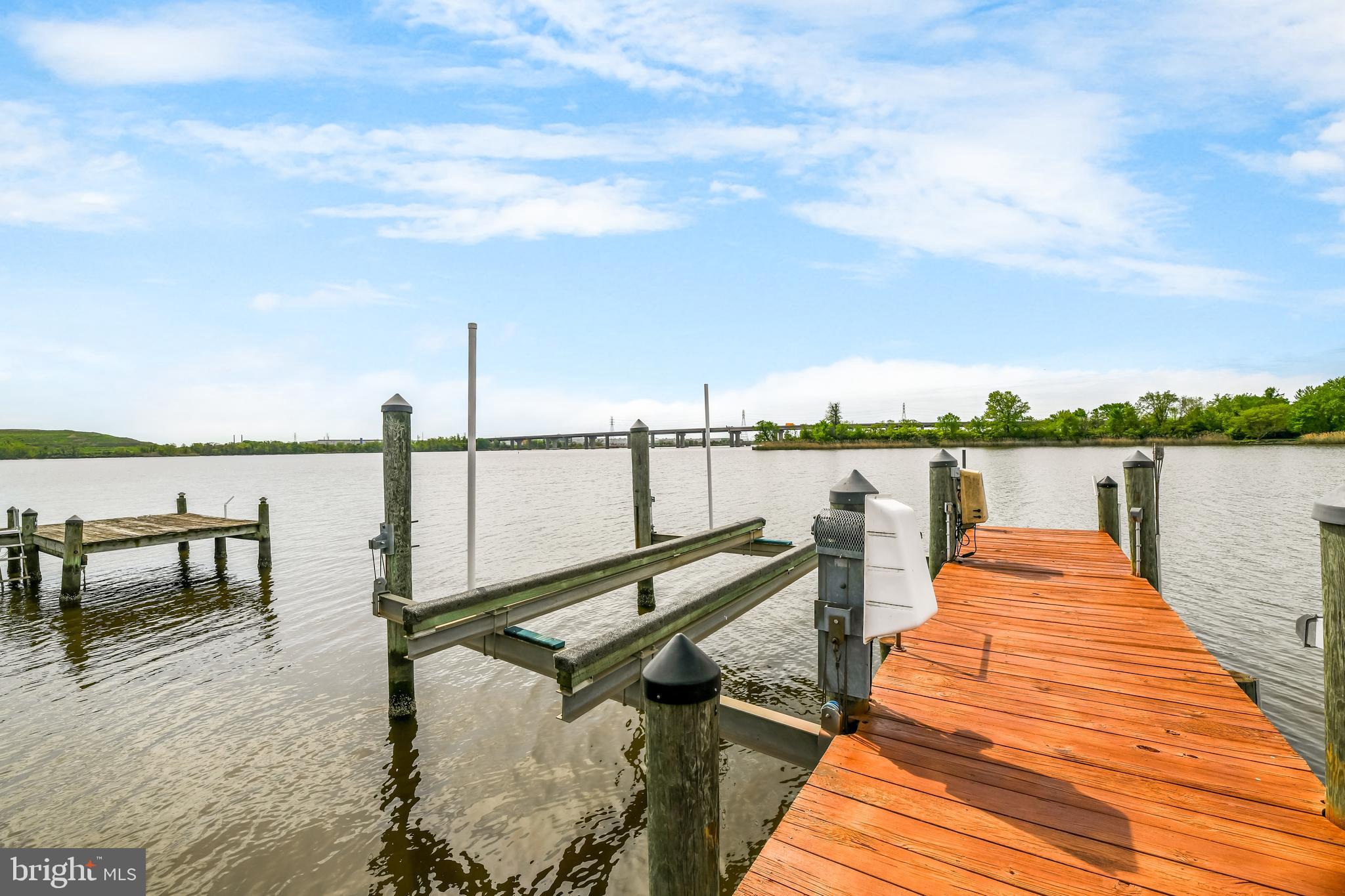 8229 Peach Orchard Road Baltimore, MD 21222 - Photo 3 of 43 Electric Boat Lift!