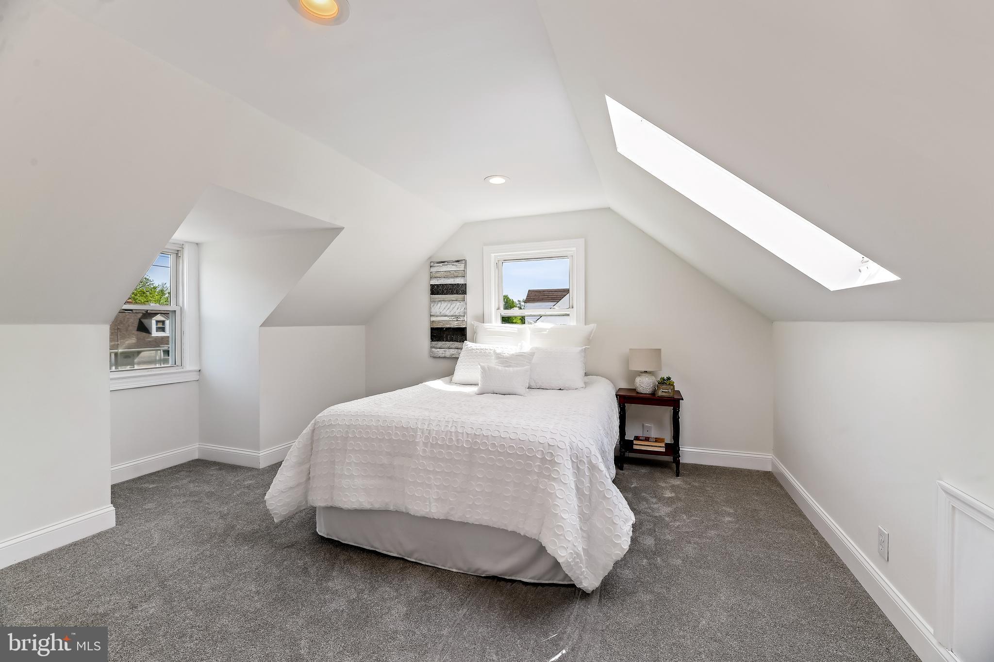 8229 Peach Orchard Road Baltimore, MD 21222 - Photo 22 of 43 Master Bedroom w Skylight!