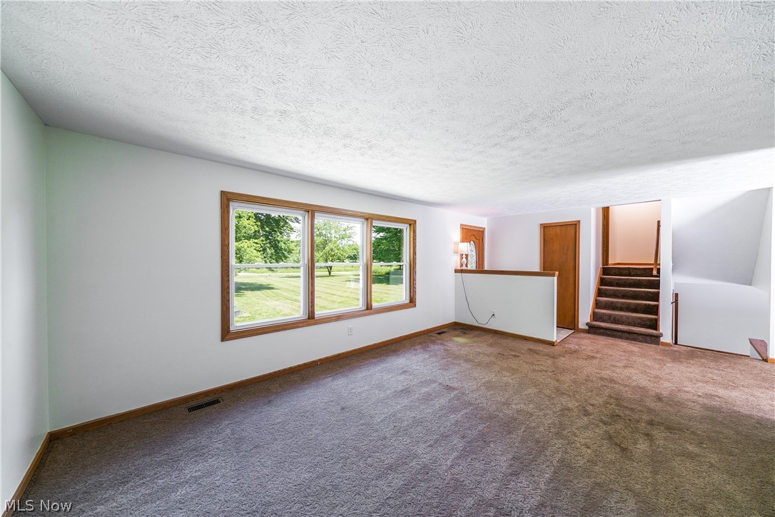 9801 Shanks Down Road Windham, OH 44288 - Photo 9 of 33 Gallery Image 9
