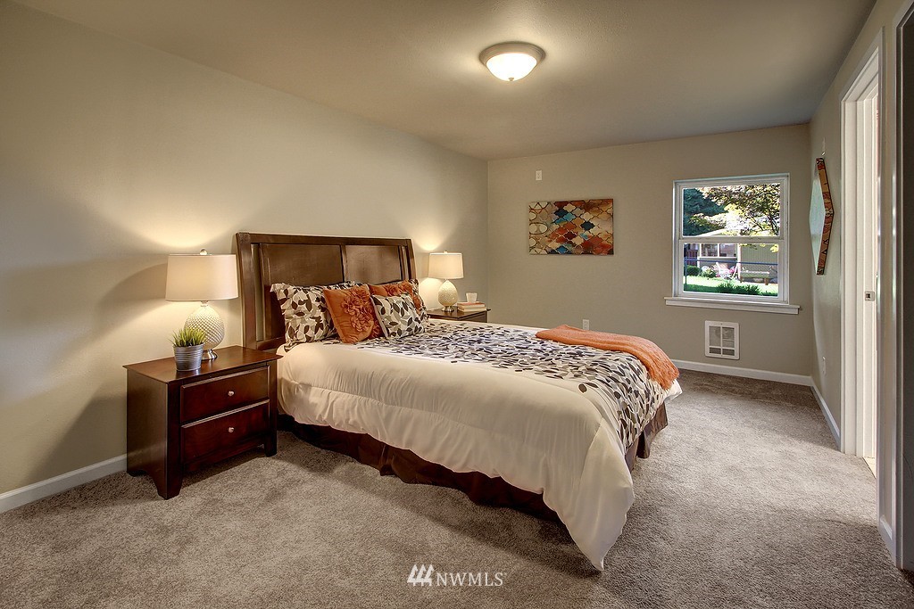 16829 Renton Issaquah Road Southeast Renton, WA 98059 - Photo 11 of 16