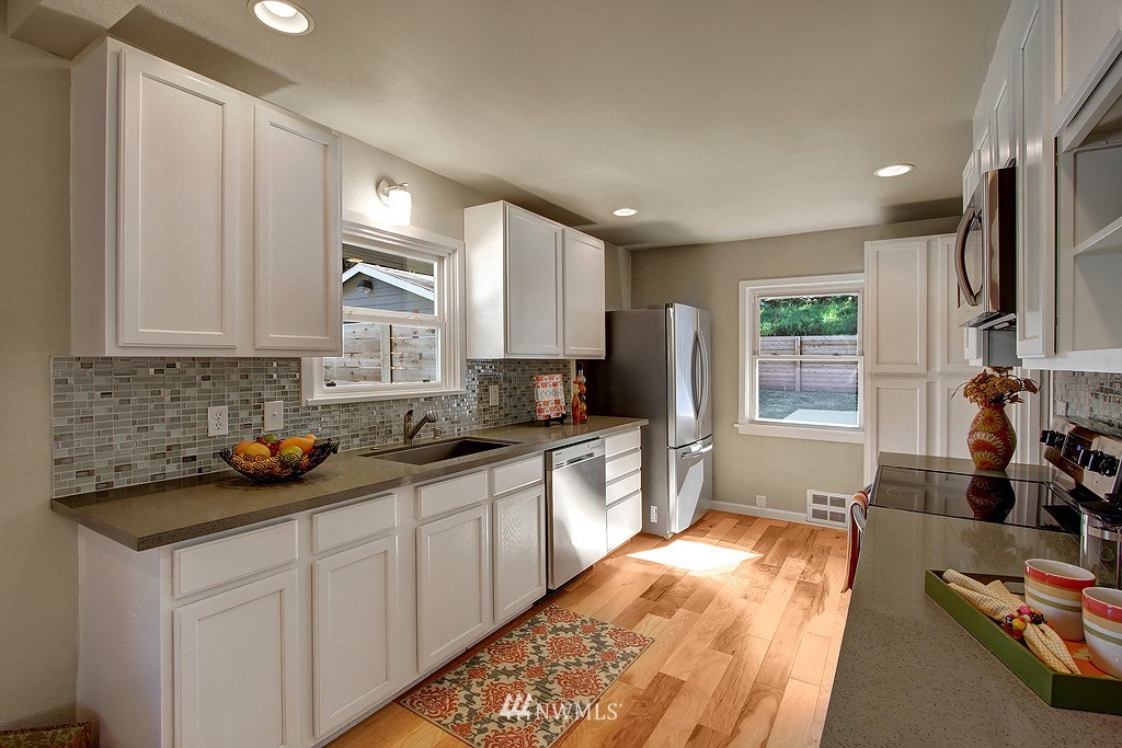 16829 Renton Issaquah Road Southeast Renton, WA 98059 - Photo 6 of 16