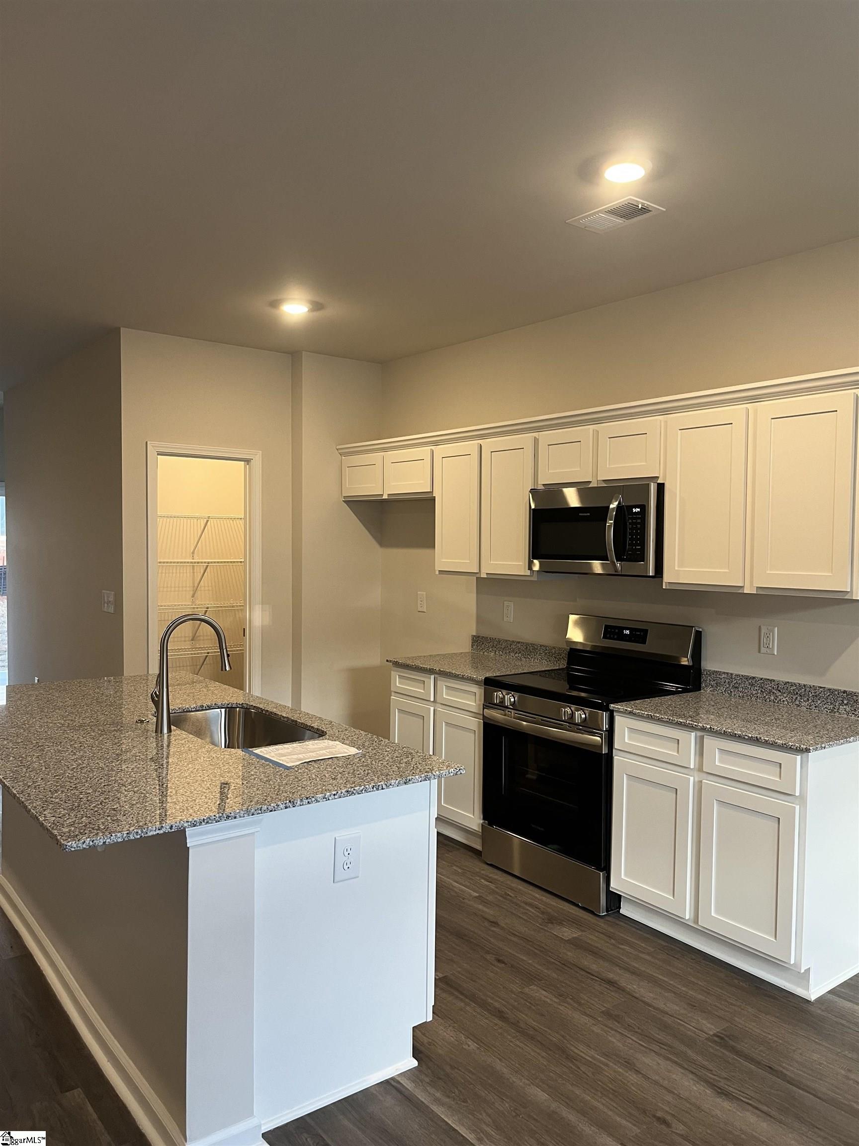 116 Pacific Mill Place Lyman, SC 29365 - Photo 7 of 31