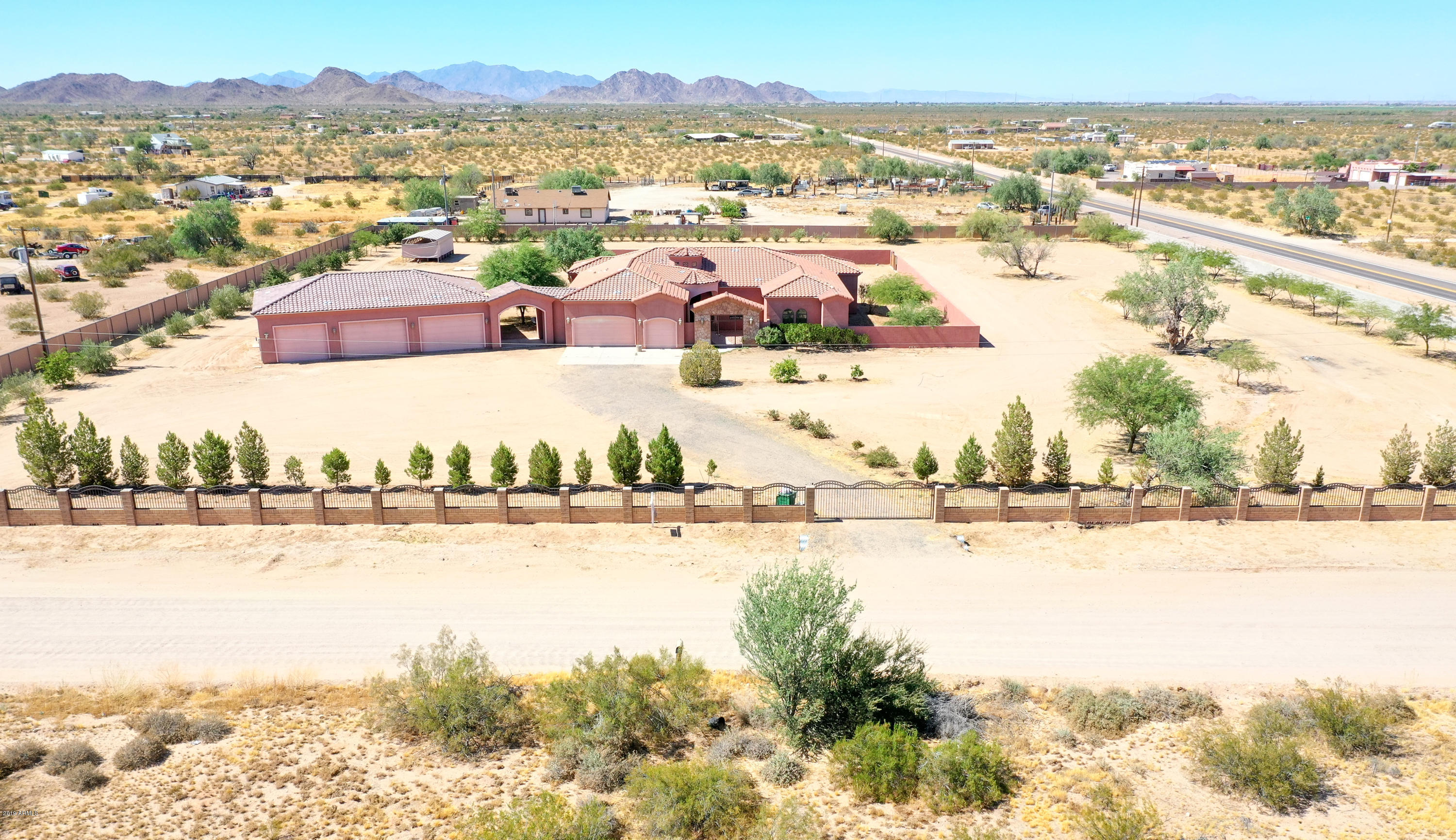 52854 West Barrel Road Maricopa, AZ 85139 - Photo 81 of 97 81