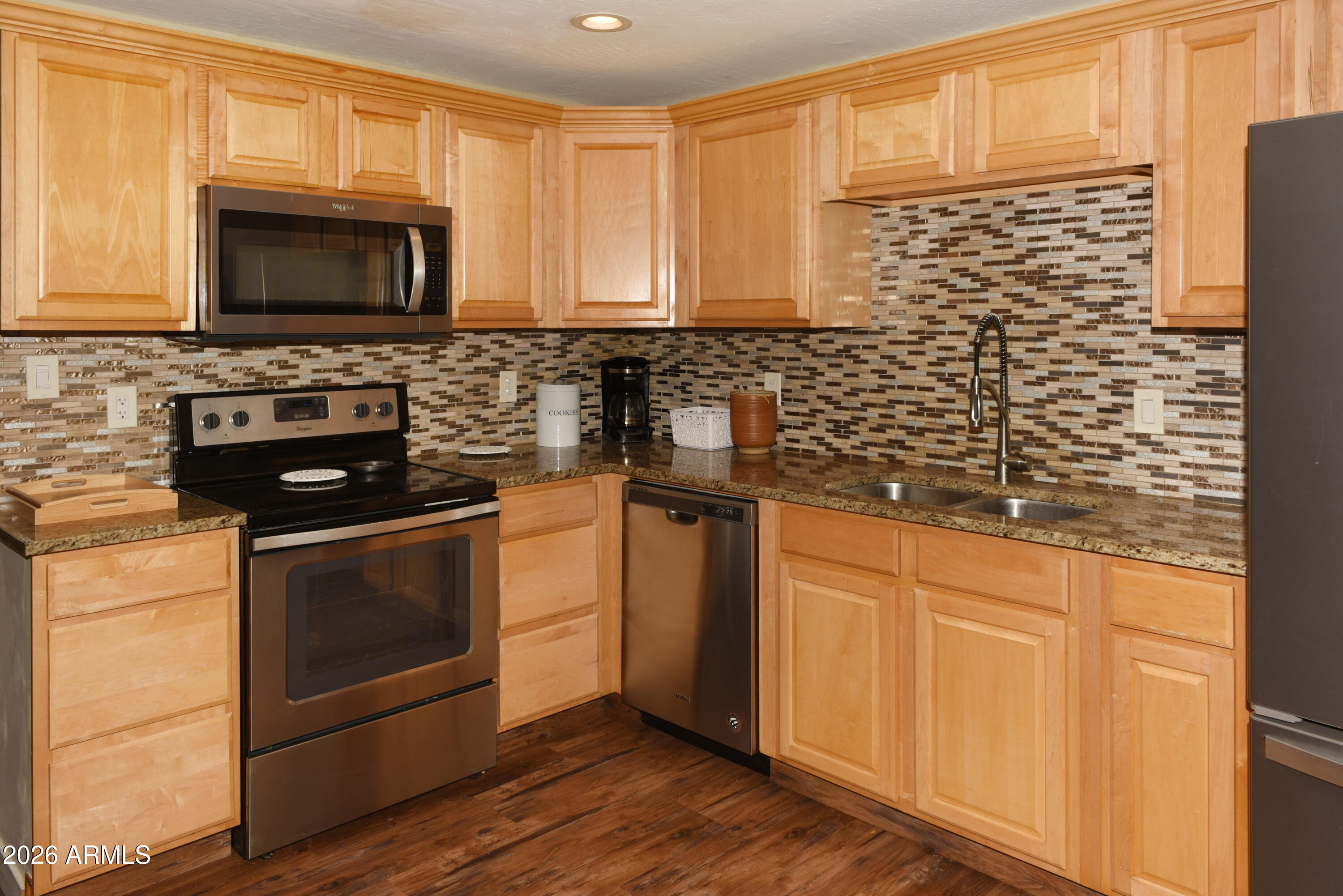 3520 East Thunderbird Road Phoenix, AZ 85032 - Photo 8 of 22 ONN_9199