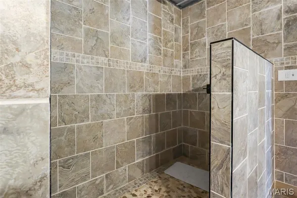 $349,900 | 35 Cozart Cove, Greenville, MO 63944