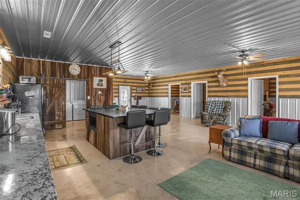 $349,900 | 35 Cozart Cove, Greenville, MO 63944