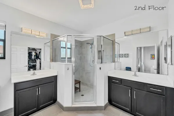 $2,700 | Undisclosed Address, Lake Worth, FL 33463