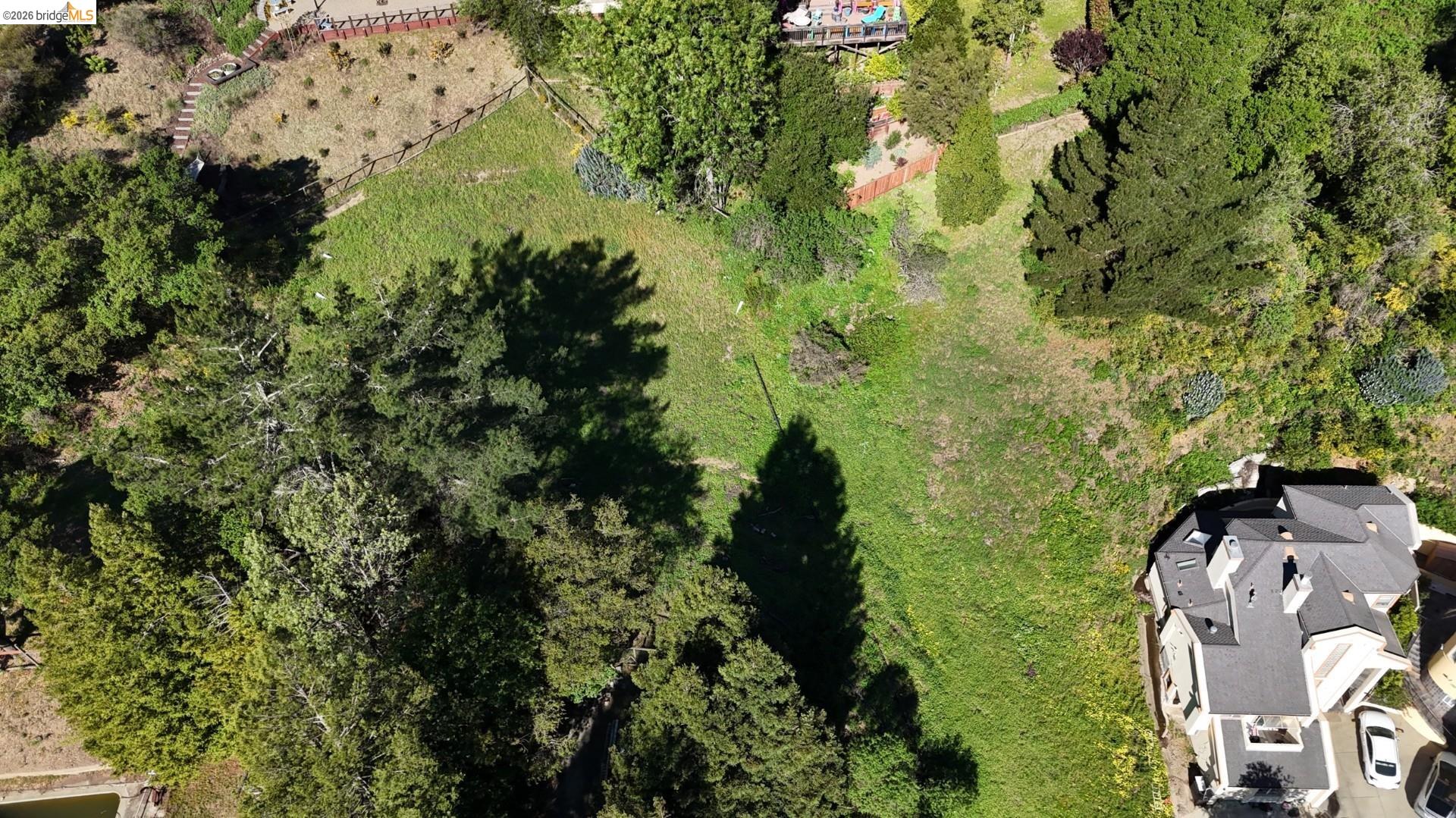 7135 Buckingham Boulevard Berkeley, CA 94705 - Photo 7 of 7 a view of a garden