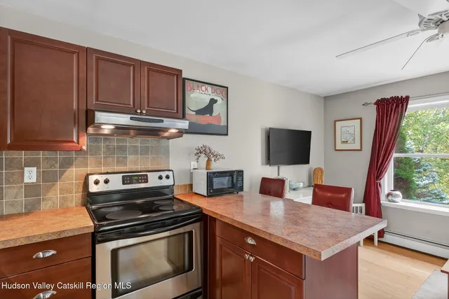 $825,000 | 345 Glenford Wittenberg Road, Glenford, NY 12433