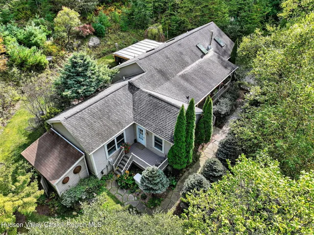 $825,000 | 345 Glenford Wittenberg Road, Glenford, NY 12433