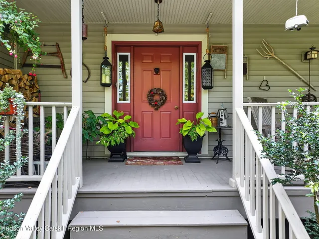 $825,000 | 345 Glenford Wittenberg Road, Glenford, NY 12433