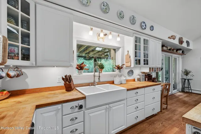 $825,000 | 345 Glenford Wittenberg Road, Glenford, NY 12433