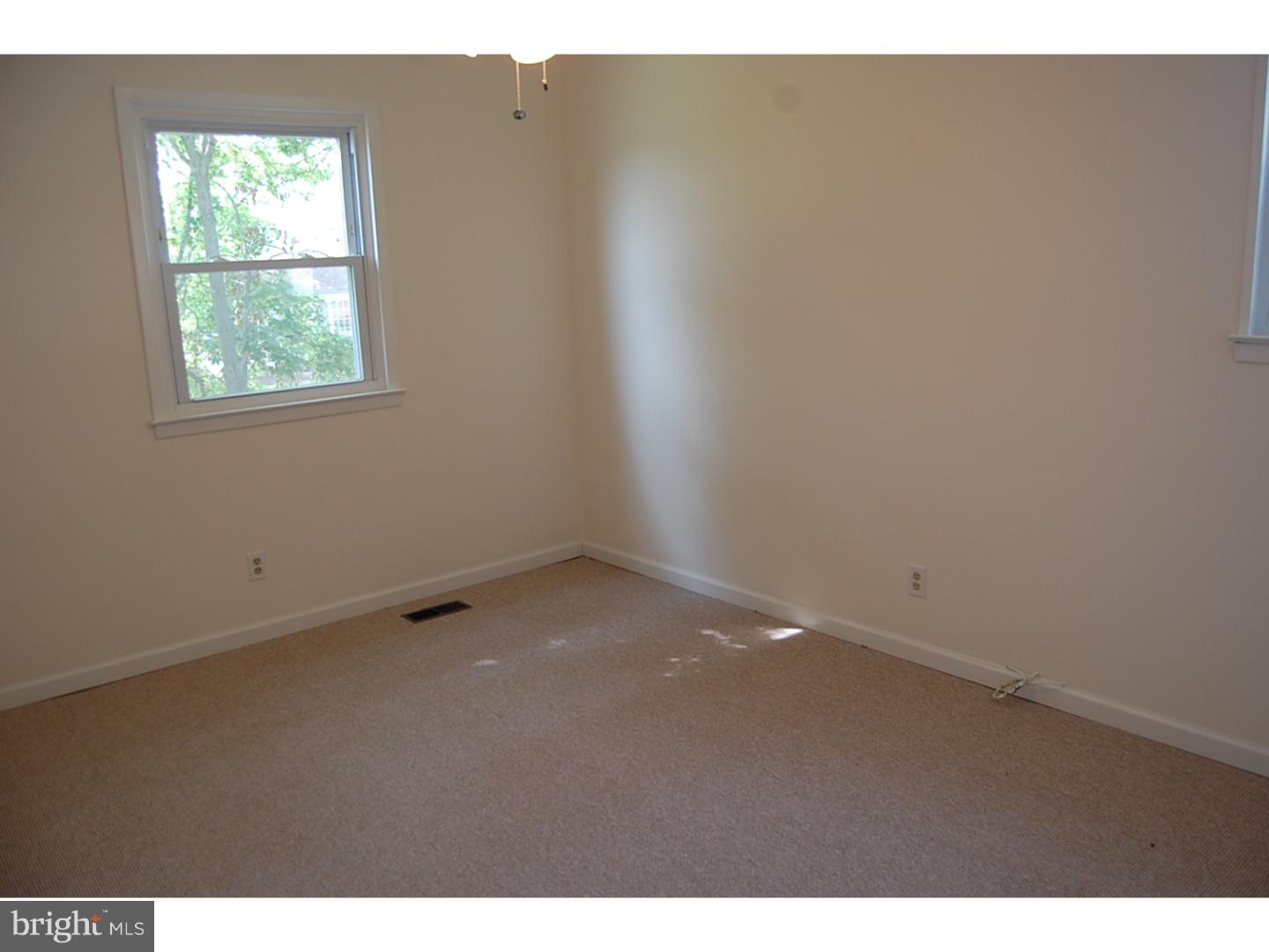 521 Valmore Road Fairless Hills, PA 19030 - Photo 24 of 25 Gallery Image 24