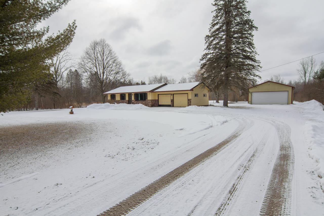 3873 West Curtis Road Coleman, MI 48618 - Photo 2 of 44