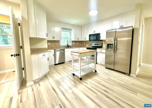 $549,900 | 439 Deer Drive, Ruckersville, VA 22968