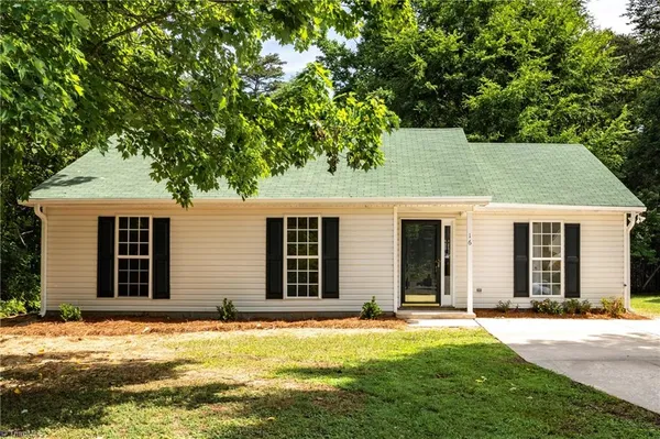 $259,500 | 16 Spring Chapel Court, Greensboro, NC 27455