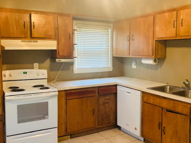 715 North 12th Street Rochelle, IL 61068 - Photo 7 of 20