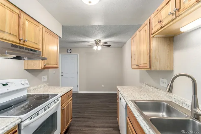 $1,675 | 16359 West 10th Avenue, Unit O, Golden, CO 80401