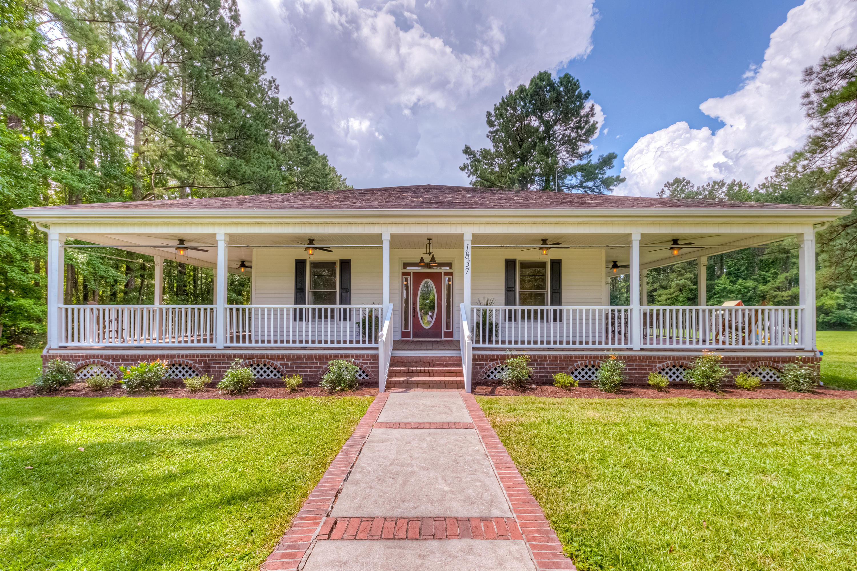 1837 Highway 61 Ridgeville, SC 29472 - Photo 2 of 54 Front