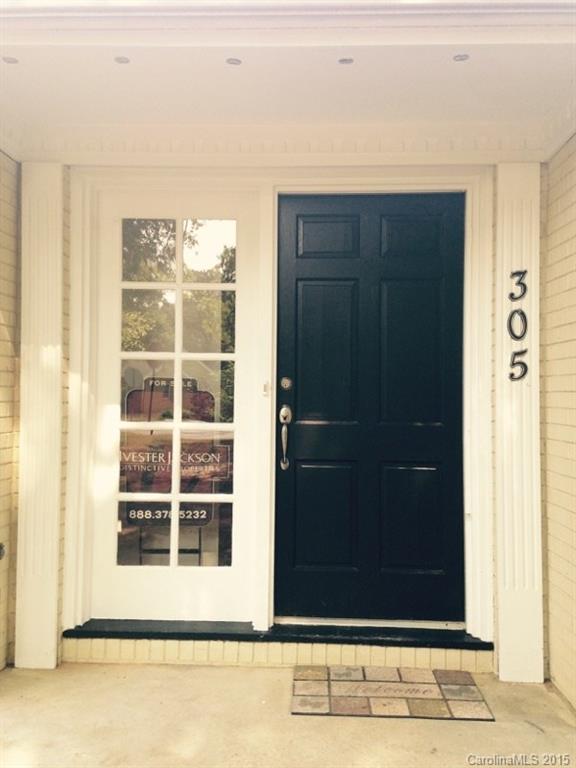 305 Pine Road Davidson, NC 28036 - Photo 2 of 9 a view of entrance