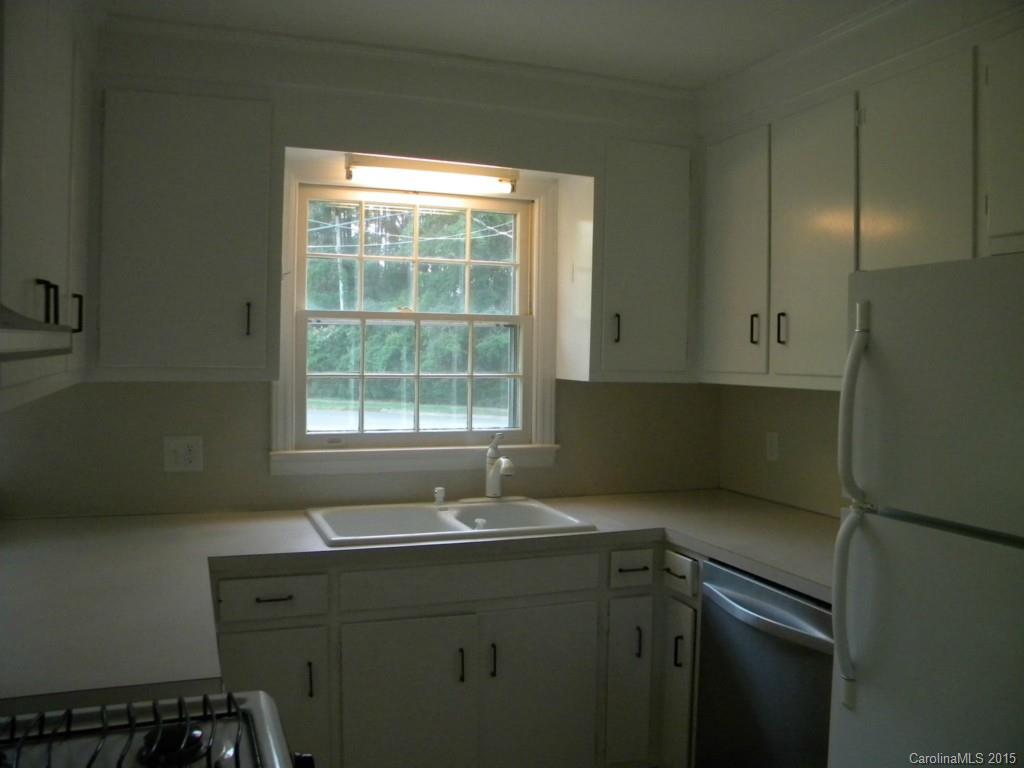 305 Pine Road Davidson, NC 28036 - Photo 7 of 9 a sink with a window