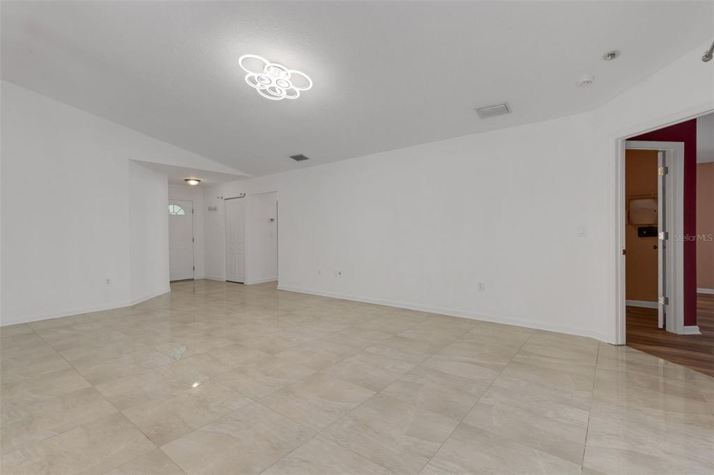 4557 Worcester Road Sarasota, FL 34231 - Photo 8 of 48