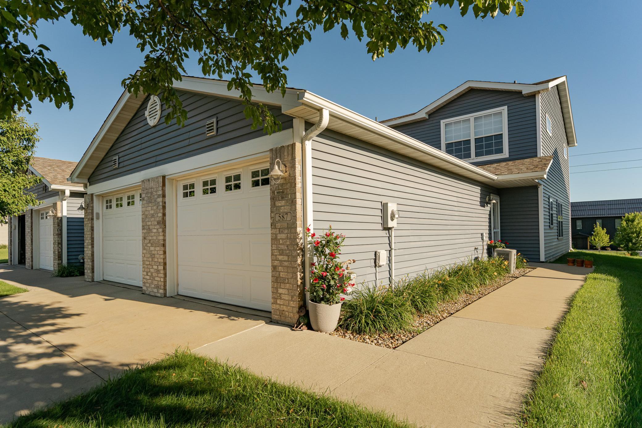 587 Pointe Court Southwest Rochester, MN 55902 - Photo 1 of 1 Gallery Image 1