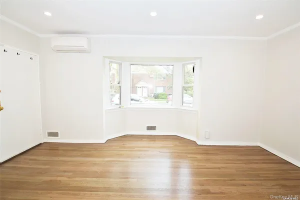 $3,800 | 75-03 197th Street, Unit 1 | Fresh Meadows