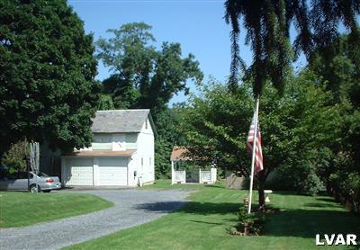 3995 Main Road West, Unit WEST Emmaus, PA 18049 - Photo 5 of 13 Garage