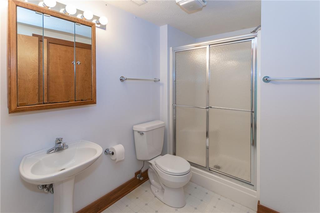 8450 Wilson Road Indianapolis, IN 46278 - Photo 24 of 32 Gallery Image 24