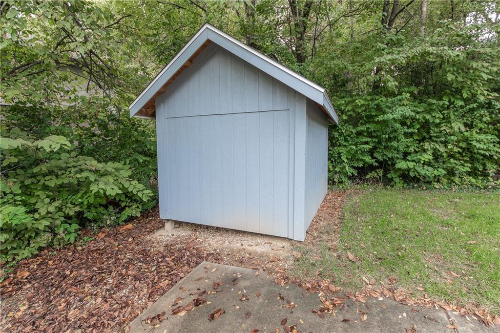 8450 Wilson Road Indianapolis, IN 46278 - Photo 31 of 32 Gallery Image 31