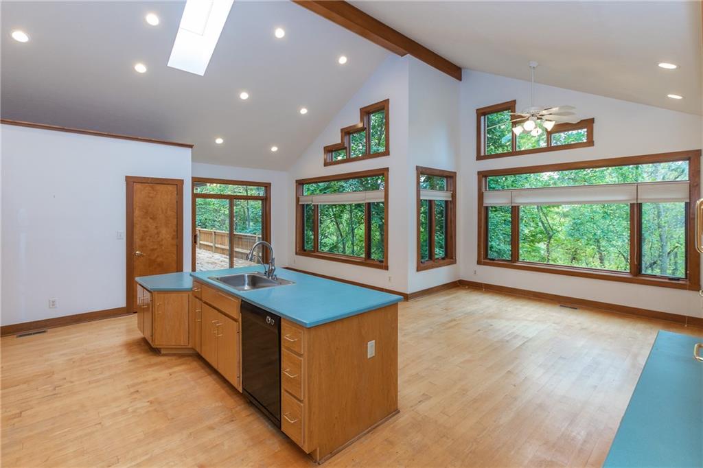 8450 Wilson Road Indianapolis, IN 46278 - Photo 8 of 32 Gallery Image 8