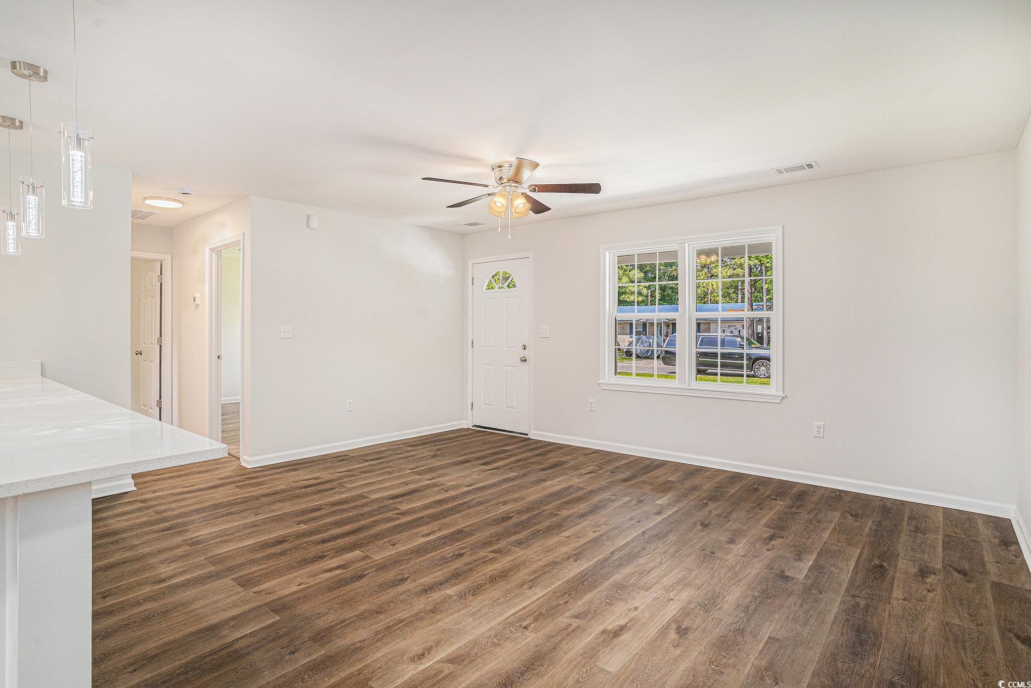 450 Player Street Georgetown, SC 29440 - Photo 5 of 40 Gallery Image 5